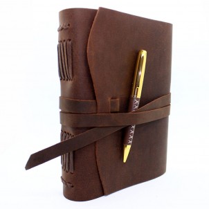 Кожаный блокнот формата A5 Comfy Strap Brown с ручкой-1