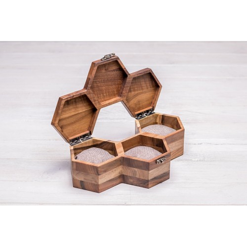 Дерев'яна сотова скринька для 3 годинників-6