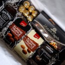 Подарочный набор для мужчины с алкоголем, кофе, орехами и сладостями ChocoNuts Mix-9