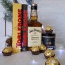 Подарунковий набір чоловікові з віскі та солодощами Honey Box-5